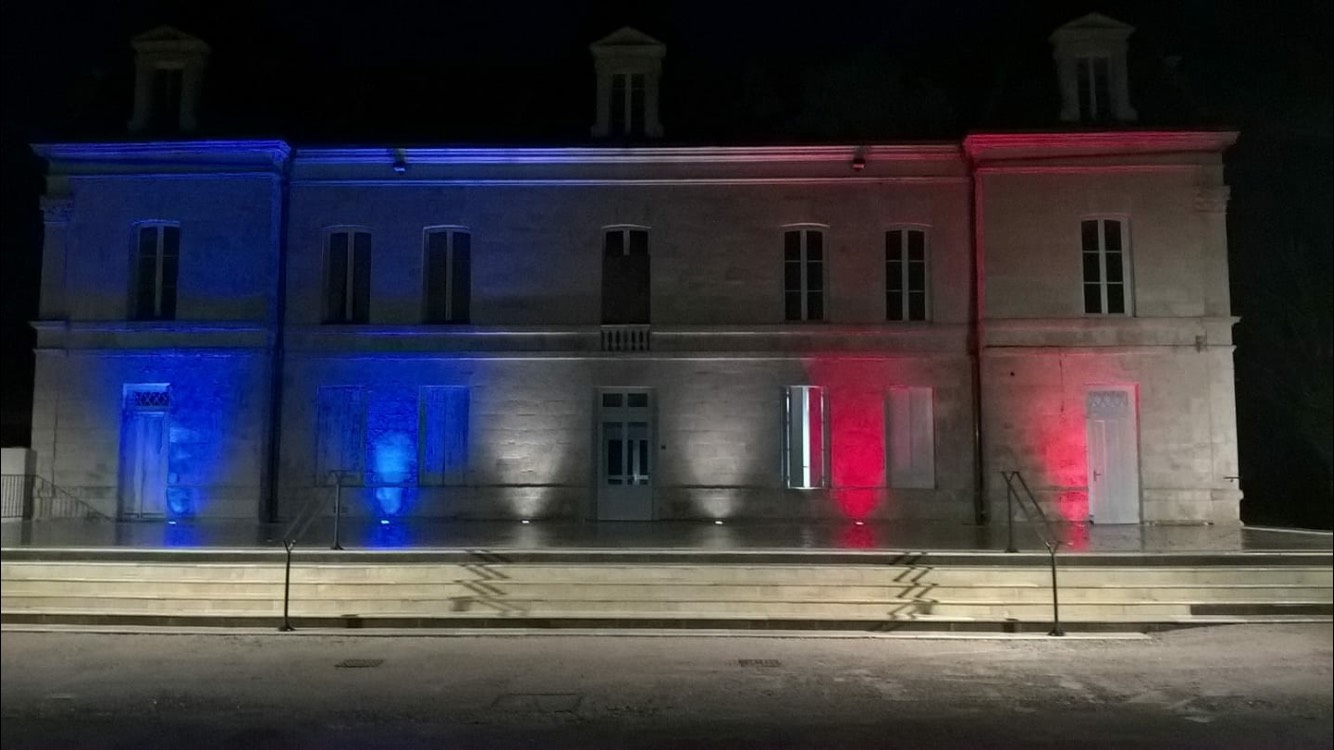 AMÉNAGEMENT DE LA MÉDIATHÈQUE DANS LE CHÂTEAU MAGUIER À THÉNAC