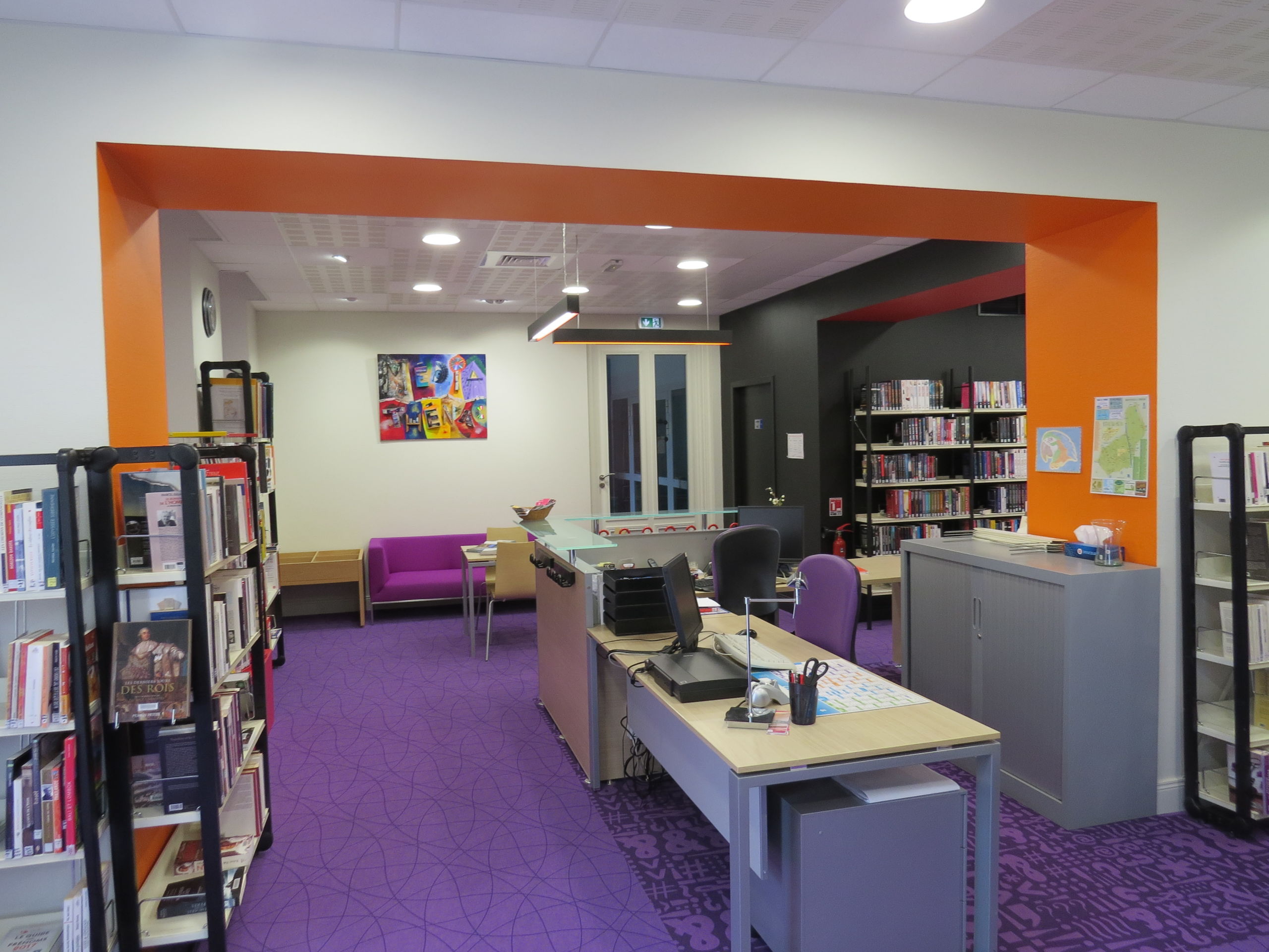 AMÉNAGEMENT DE LA MÉDIATHÈQUE DANS LE CHÂTEAU MAGUIER À THÉNAC