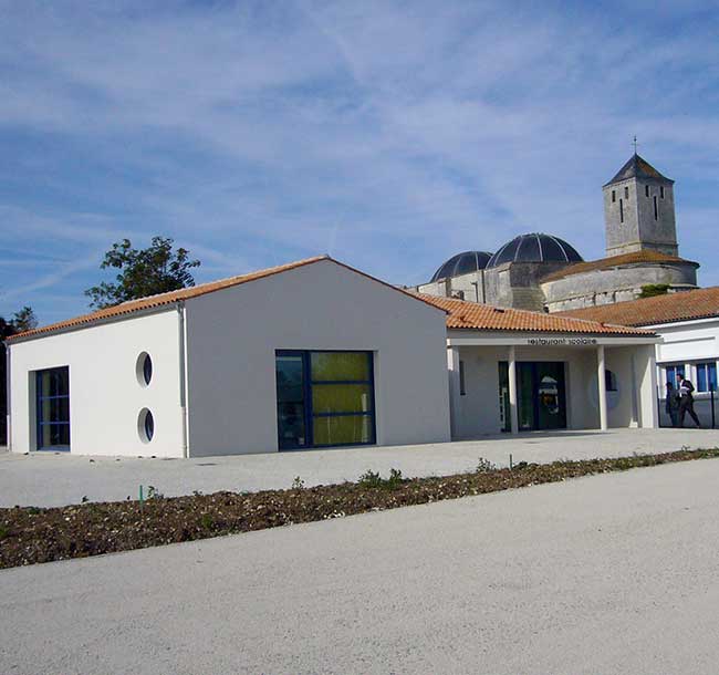 CONSTRUCTION D’UN RESTAURANT SCOLAIRE À ST ROMAIN DE BENET
