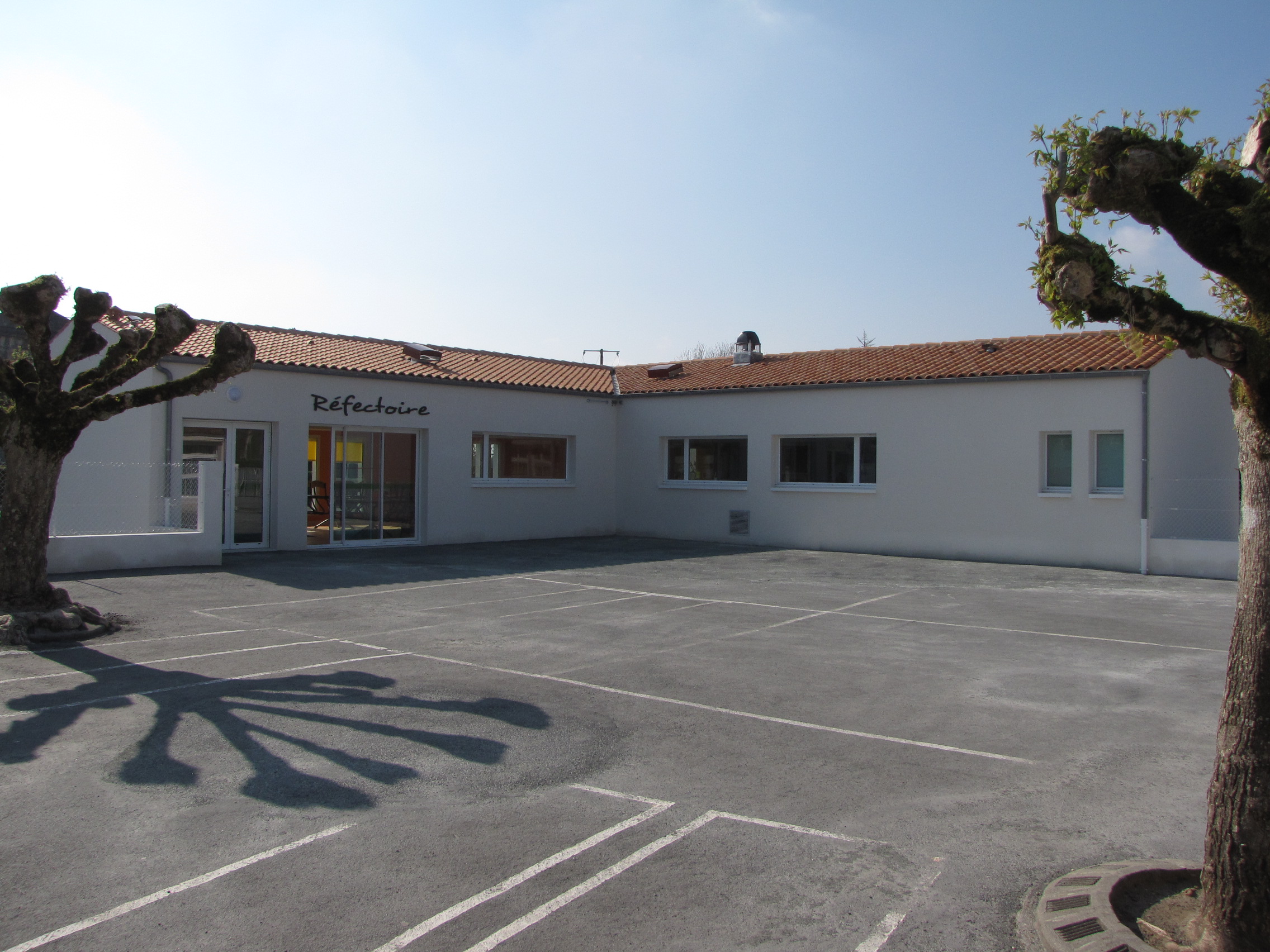 CONSTRUCTION D’UN RESTAURANT SCOLAIRE – ST SIMON DE PELLOUAILLE