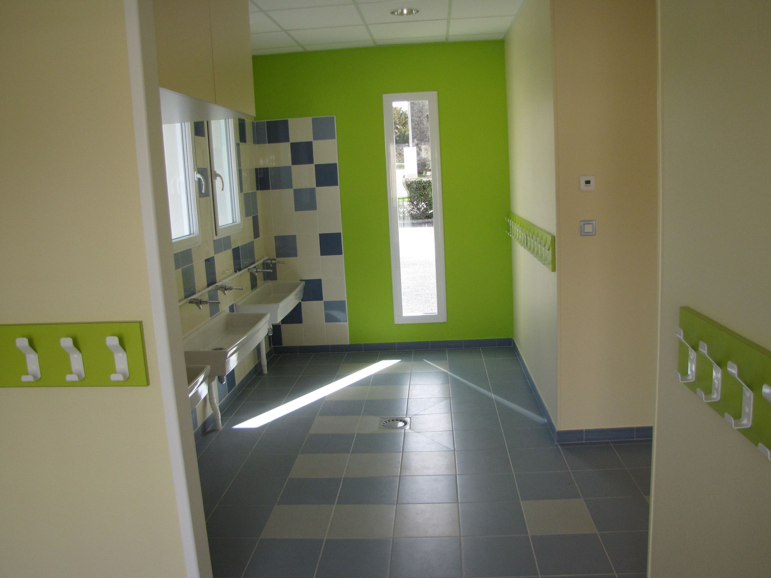 CONSTRUCTION D’UN RESTAURANT SCOLAIRE – ST SIMON DE PELLOUAILLE