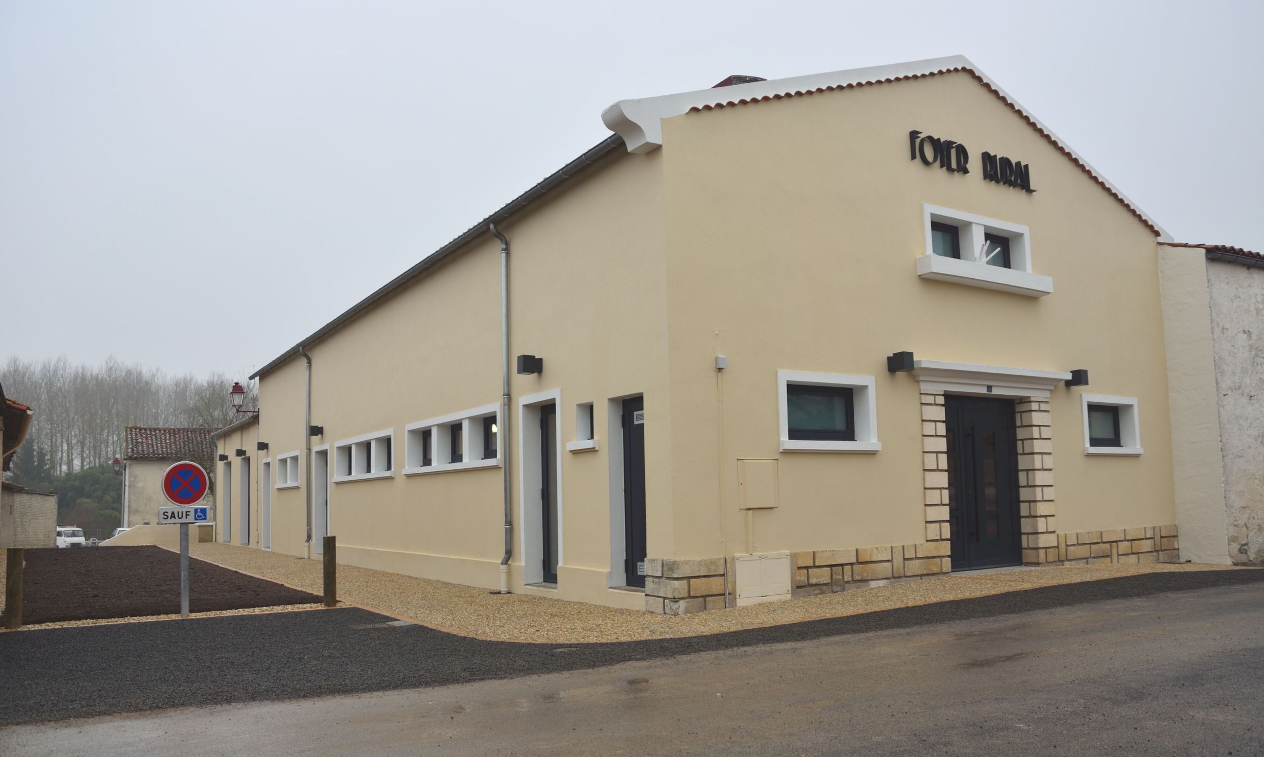 RÉNOVATION DE LA SALLE DES FÊTES LE GICQ