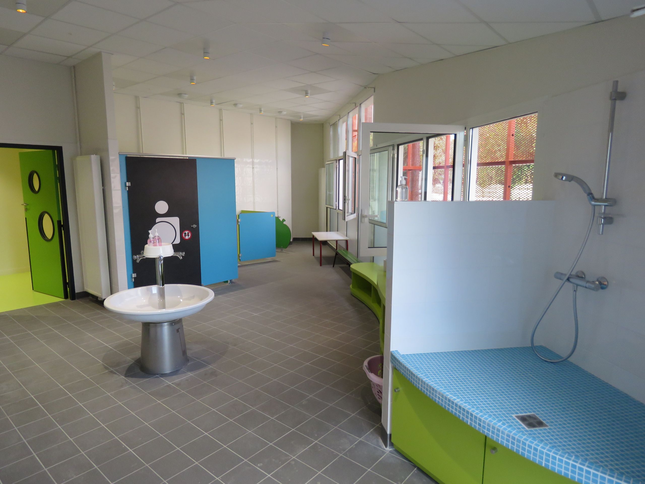 RESTRUCTURATION ET EXTENSION DU GROUPE SCOLAIRE DE THÉNAC