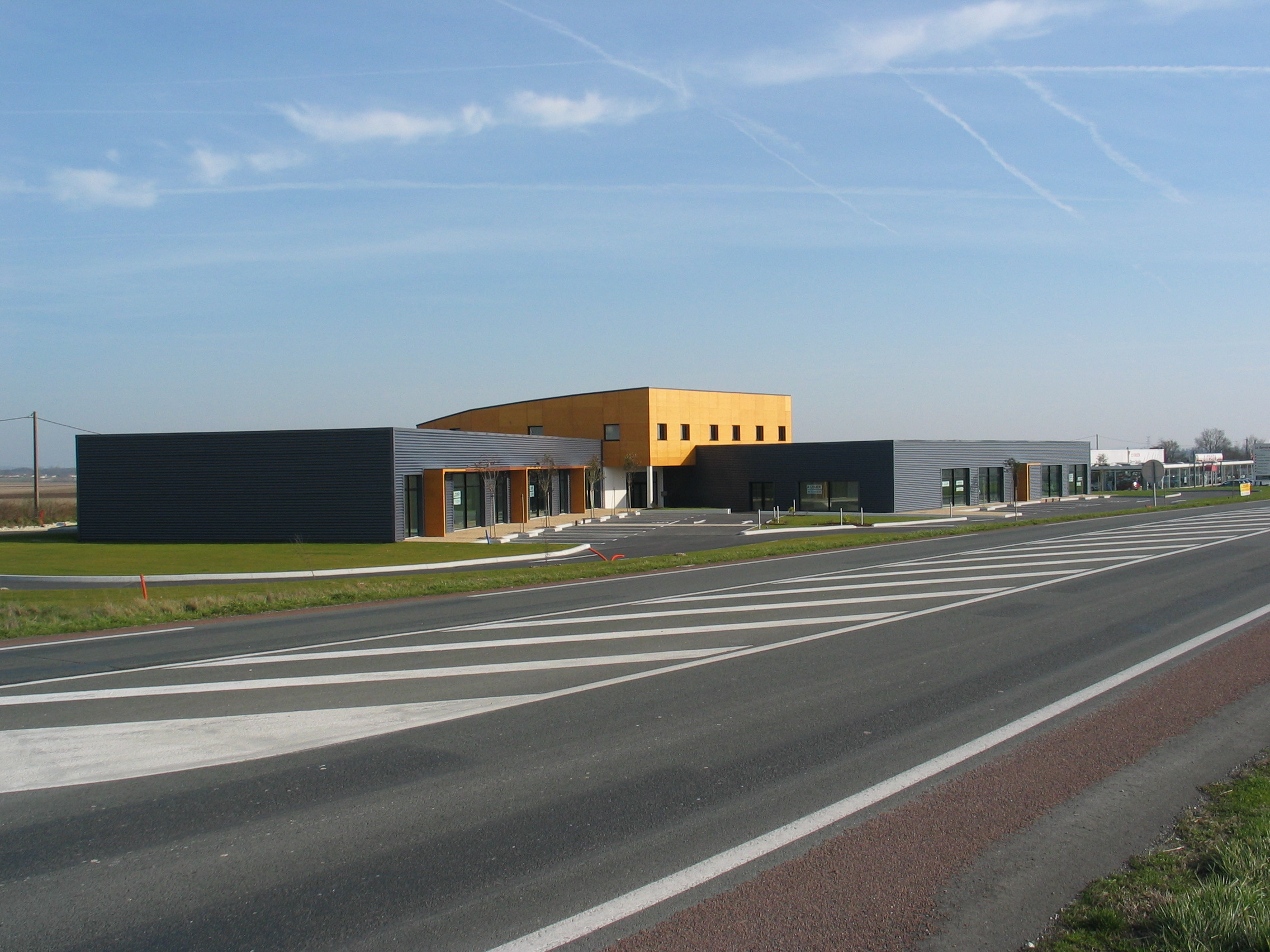 CONSTRUCTION D’UN BÂTIMENT COMMERCIAL LES GONDS