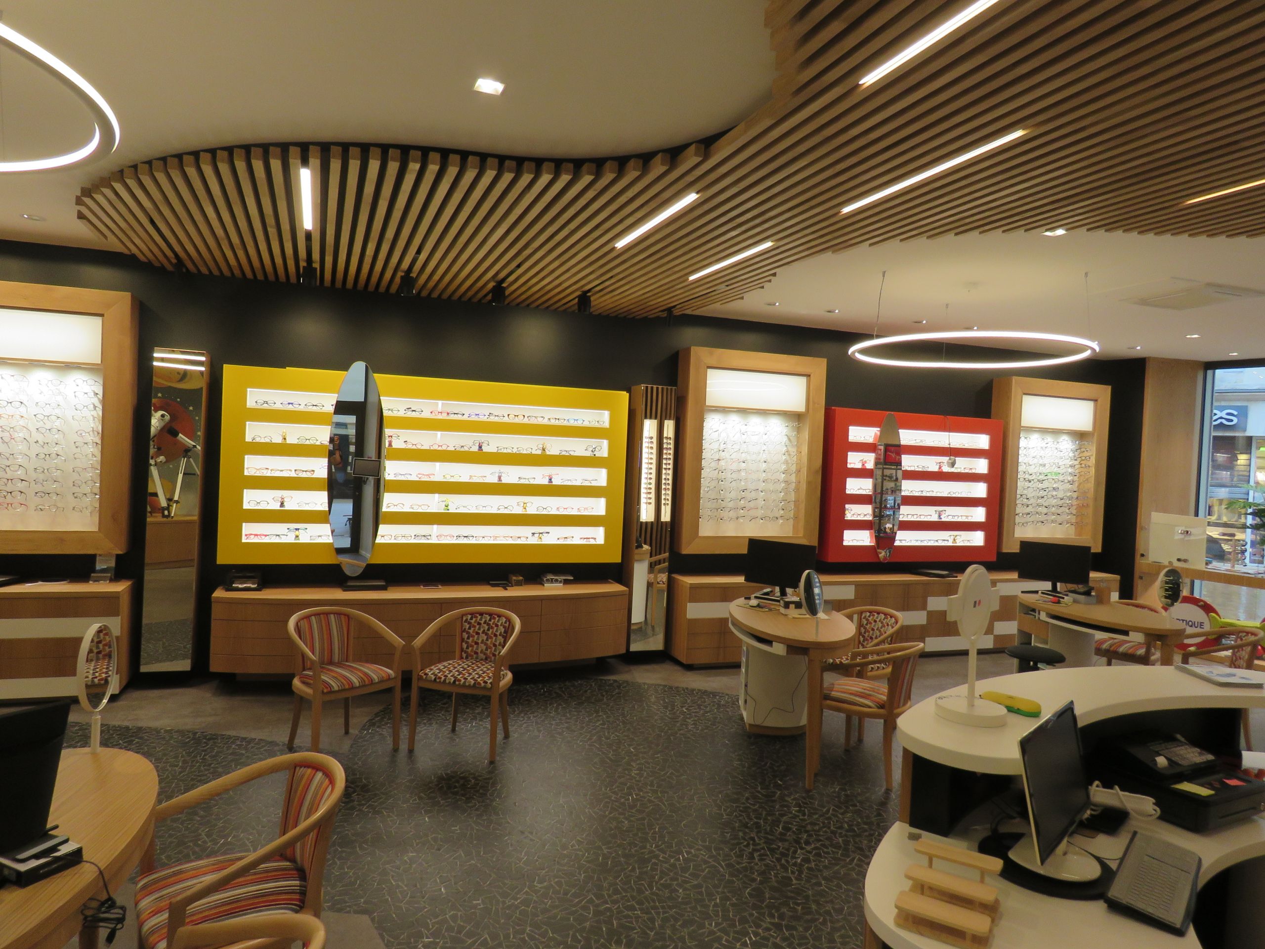 RÉHABILITATION D’UN IMMEUBLE EN CENTRE HISTORIQUE POUR Y AMÉNAGER UN COMMERCE ET 3 LOGEMENTS