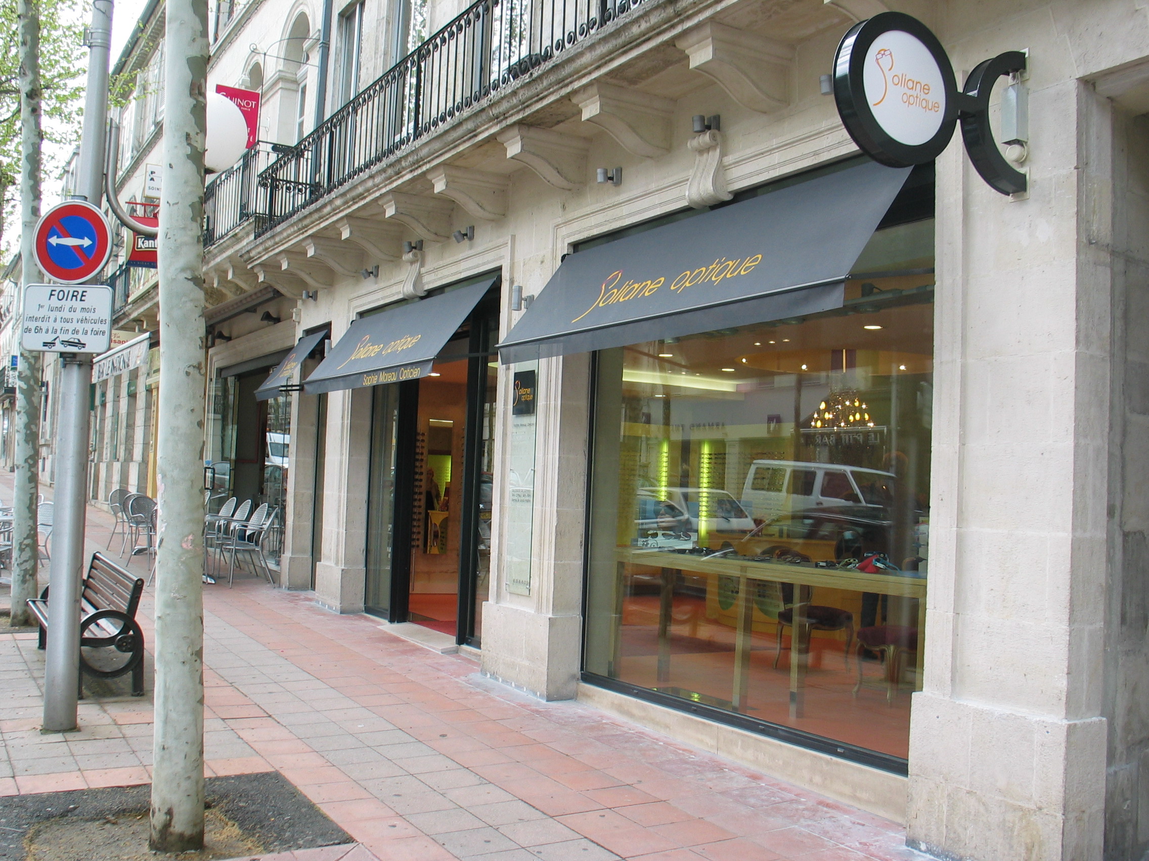 RESTRUCTURATION D’UNE BIJOUTERIE EN MAGASIN D’OPTIQUE – SAINTES