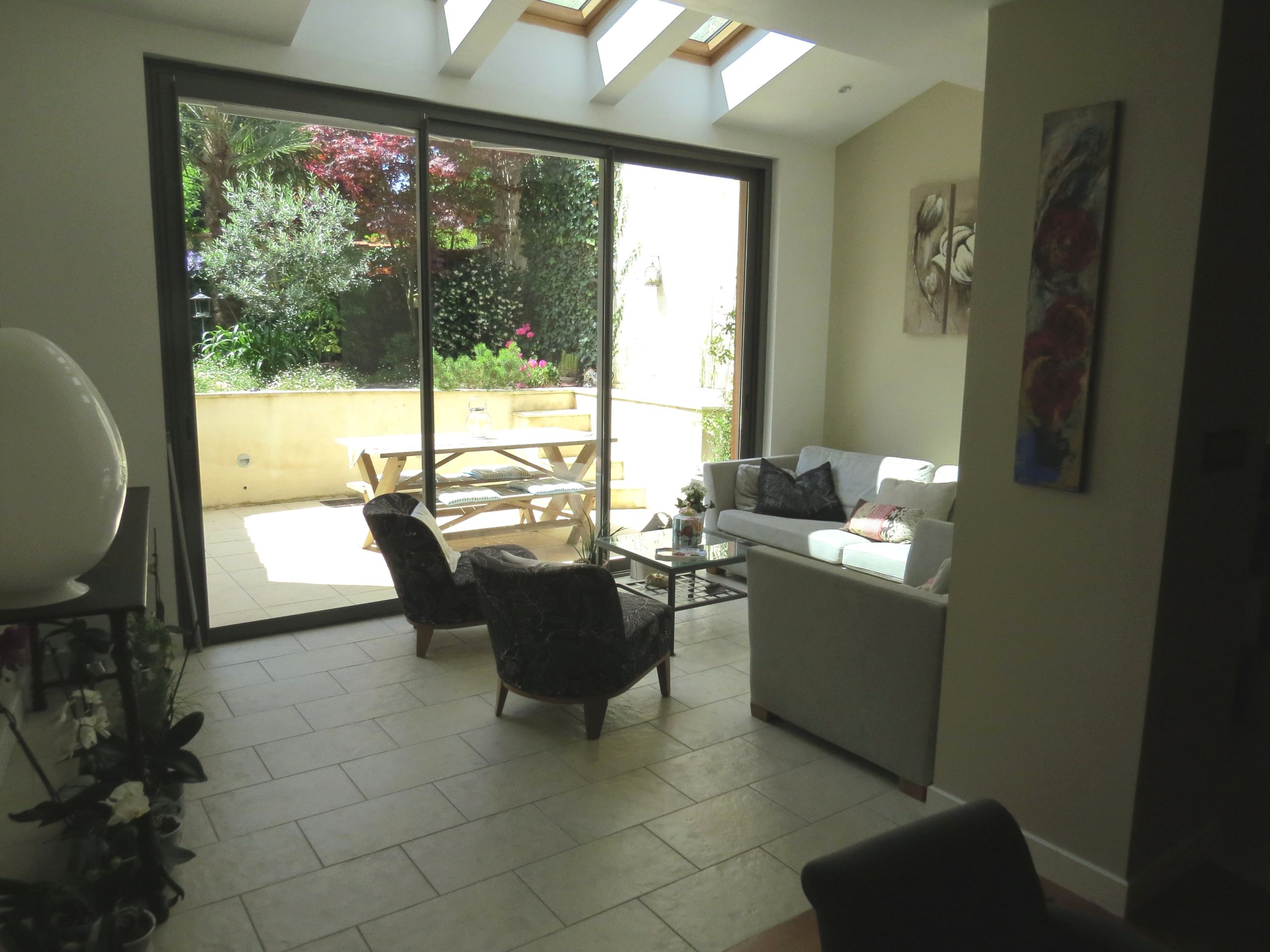 EXTENSION D’UNE MAISON DE VILLE À SAINTES