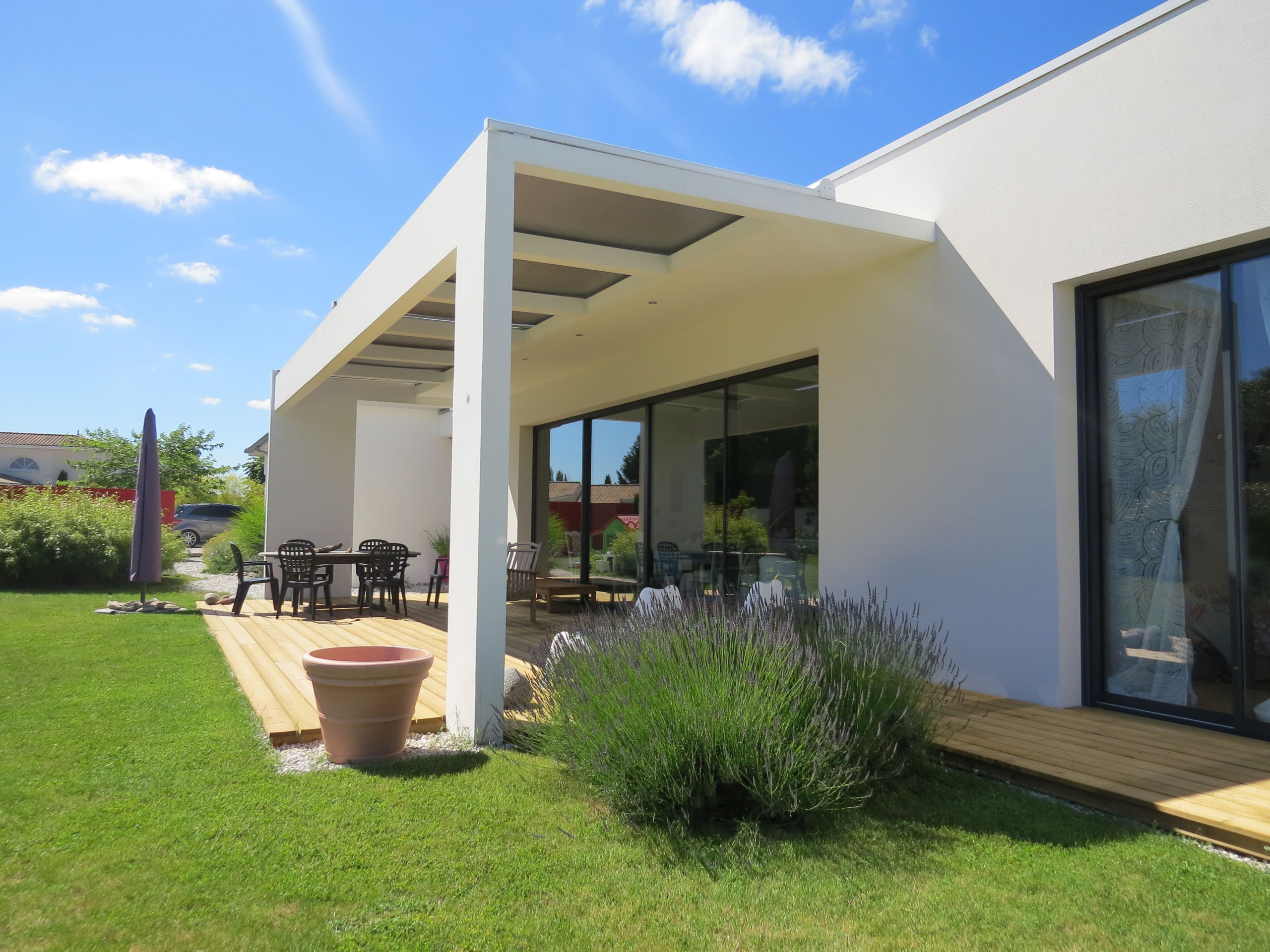 MAISON CONTEMPORAINE & BUREAU LES GONDS