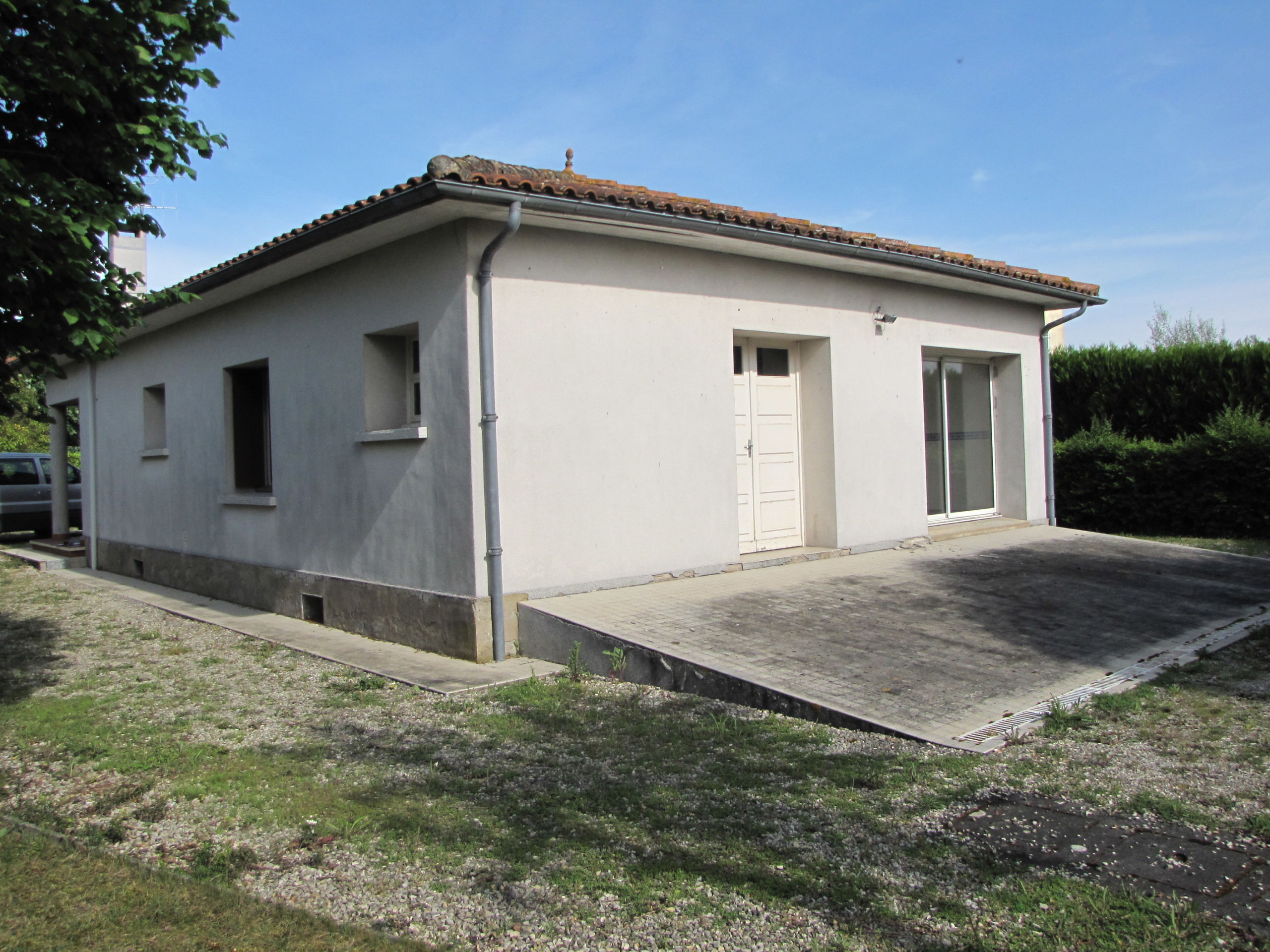 MAISON CONTEMPORAINE & BUREAU LES GONDS
