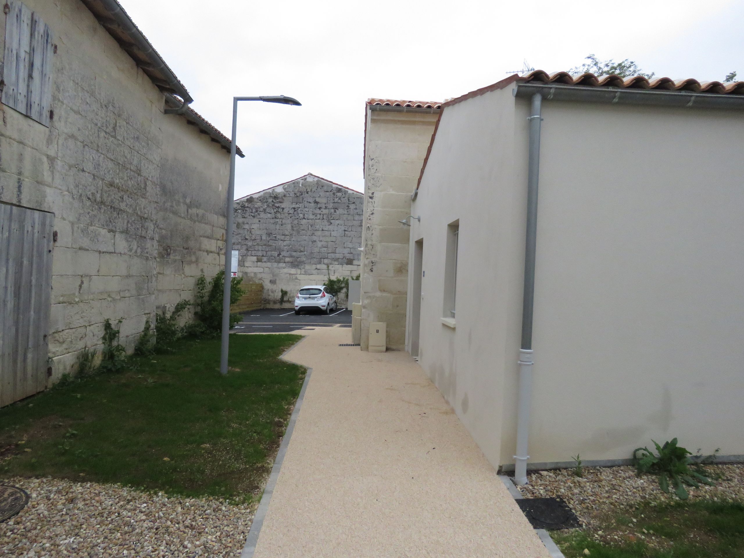 RÉHABILITATION D’UN ENSEMBLE IMMOBILIER POUR Y CRÉER 8 LOGEMENTS LOCATIFS SOCIAUX