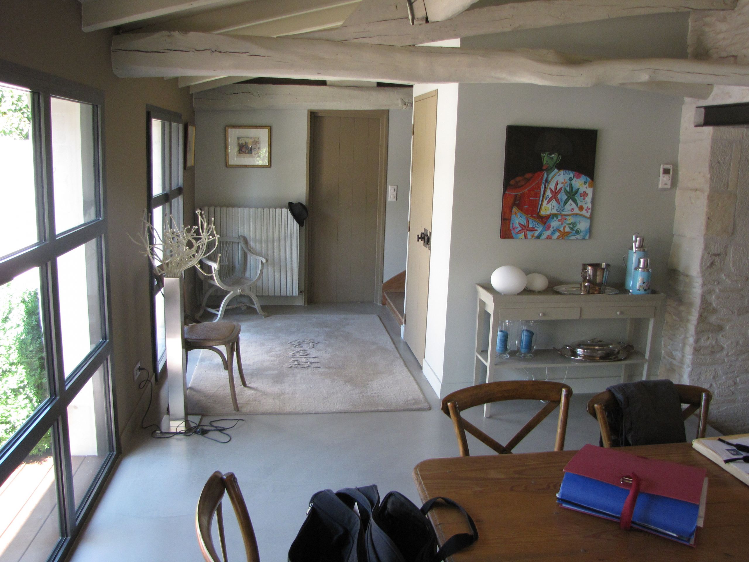 RÉNOVATION CONTEMPORAINE D’UNE MAISON CHARENTAISE À SAINTES