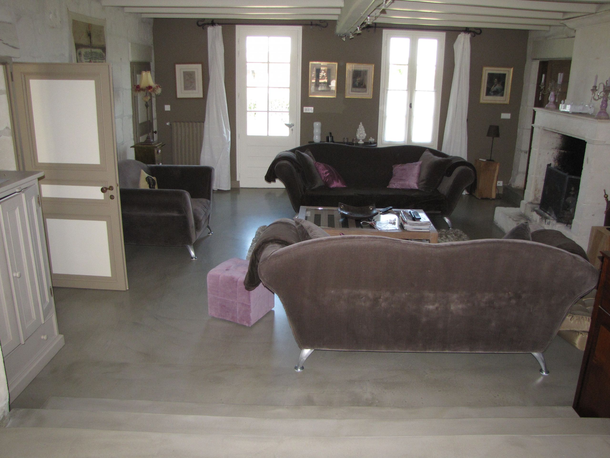 RÉNOVATION CONTEMPORAINE D’UNE MAISON CHARENTAISE À SAINTES