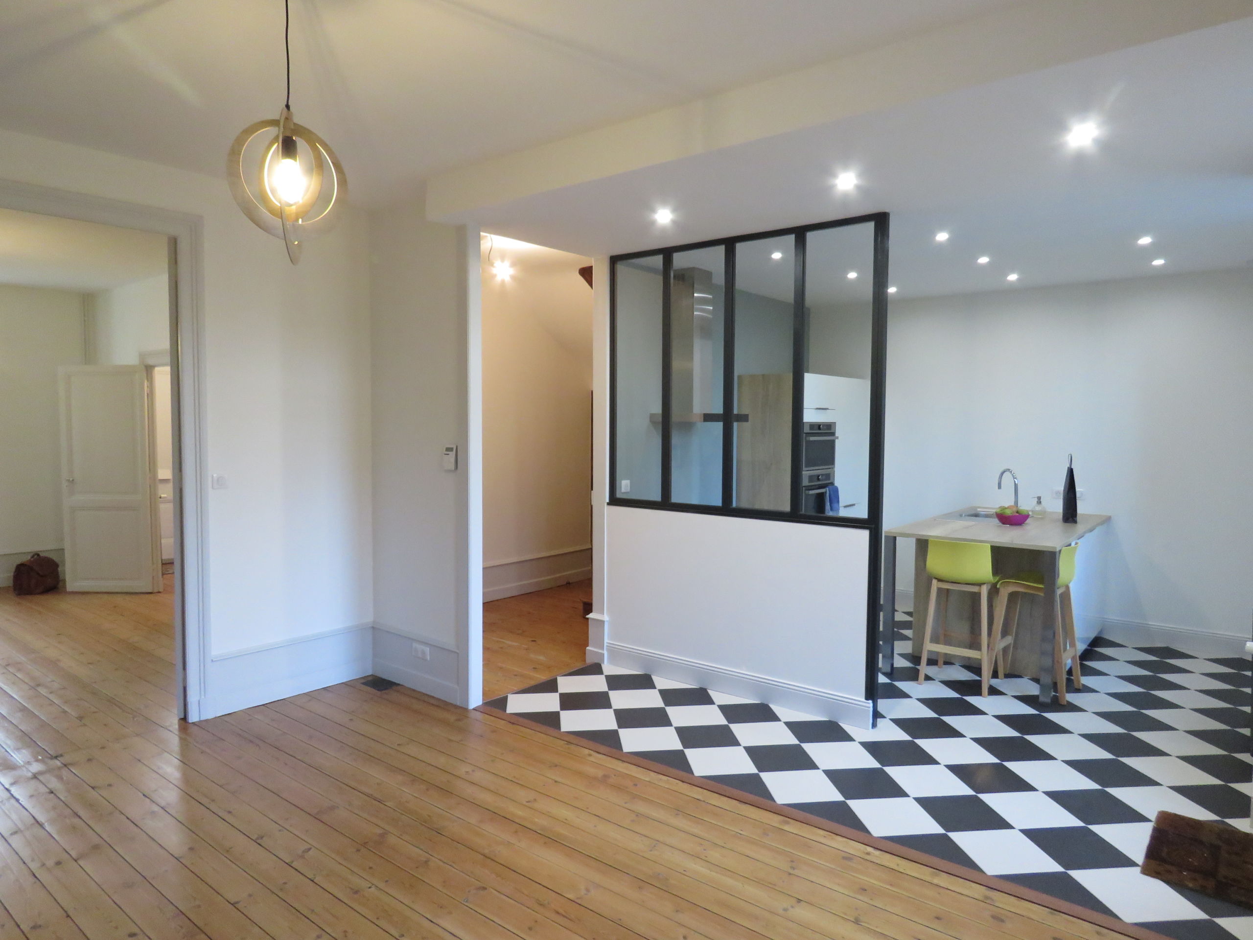 RÉNOVATION D’UNE MAISON DE VILLE À SAINTES