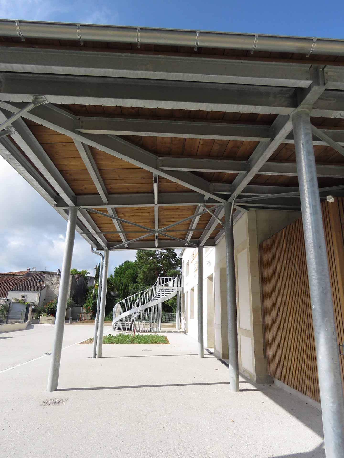 Rénovation et Aménagement d’un bâtiment communal à THÉNAC