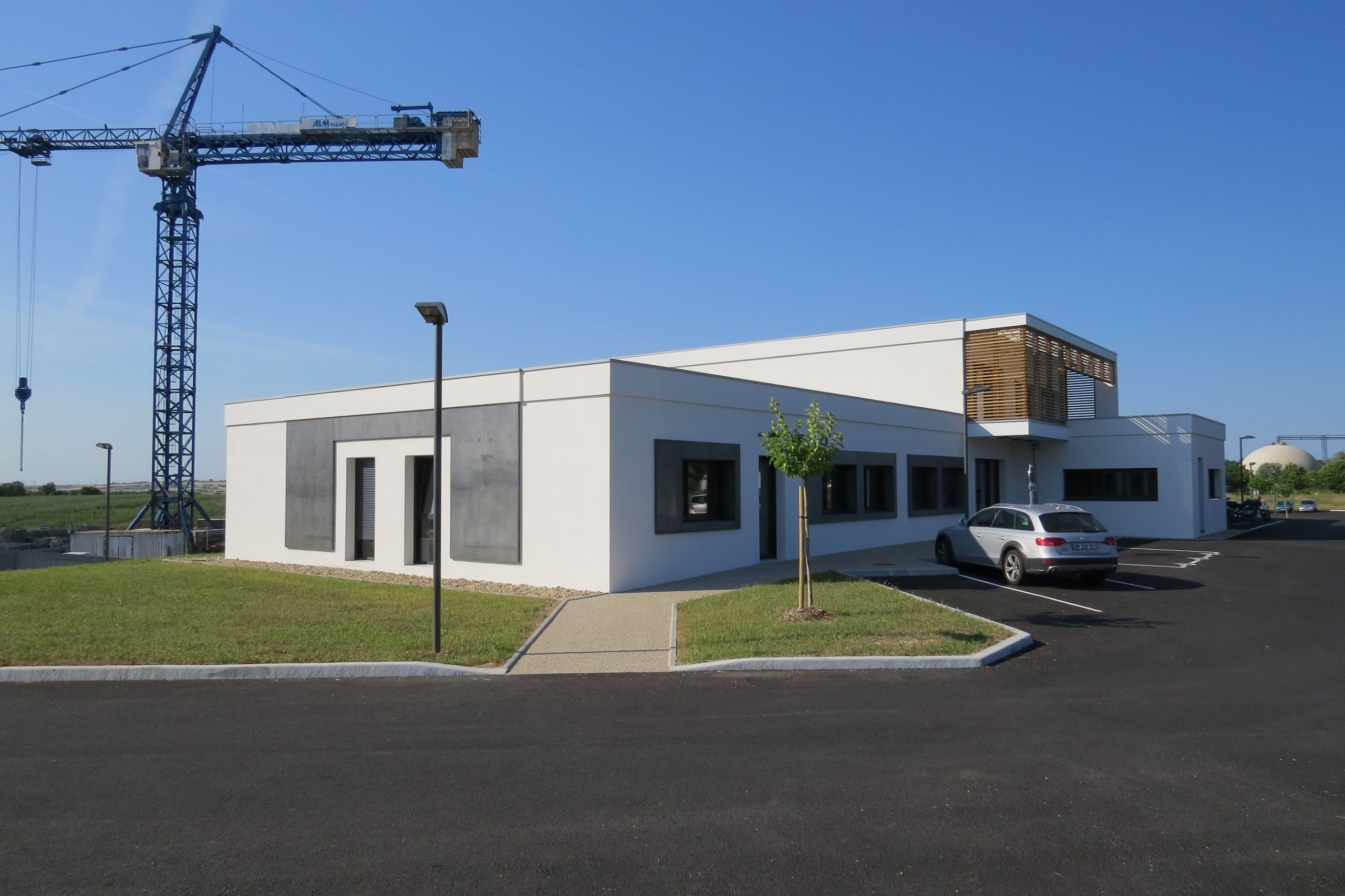 CONSTRUCTION D’UN SITE D’EXPLOITATION À SAINTES