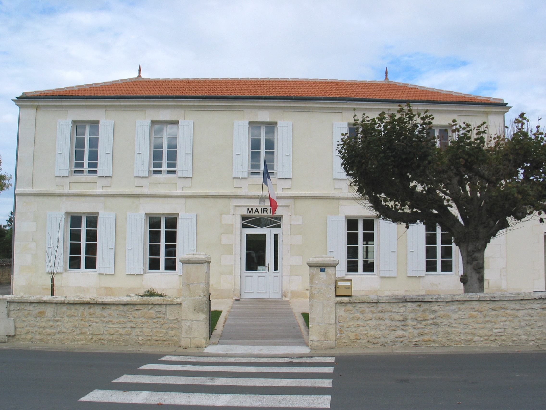 RÉNOVATION ET EXTENSION DE LA MAIRIE MONTPELLIER DE MEDILLAN