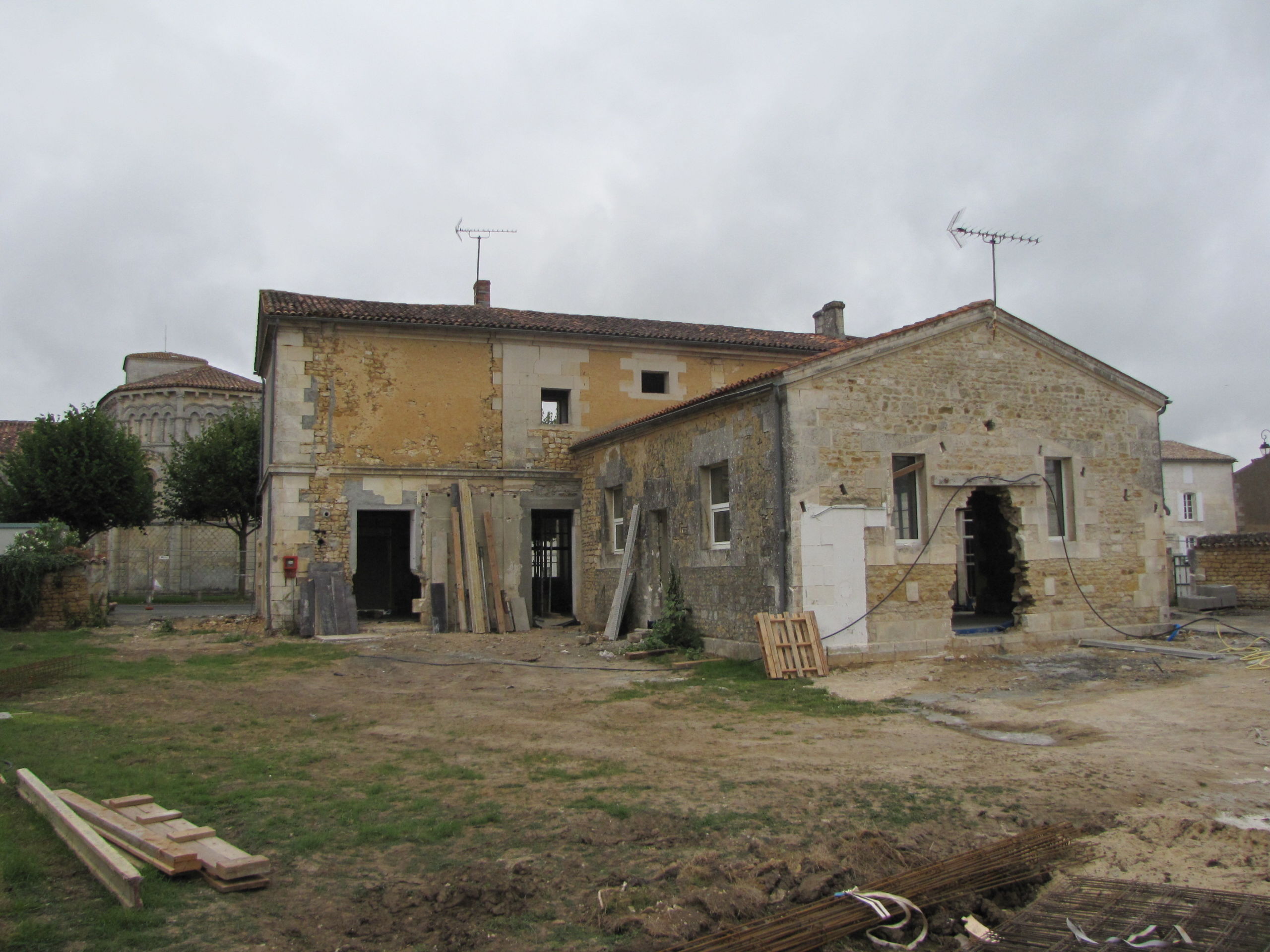 RESTRUCTURATION DE LA MAIRIE RIOUX