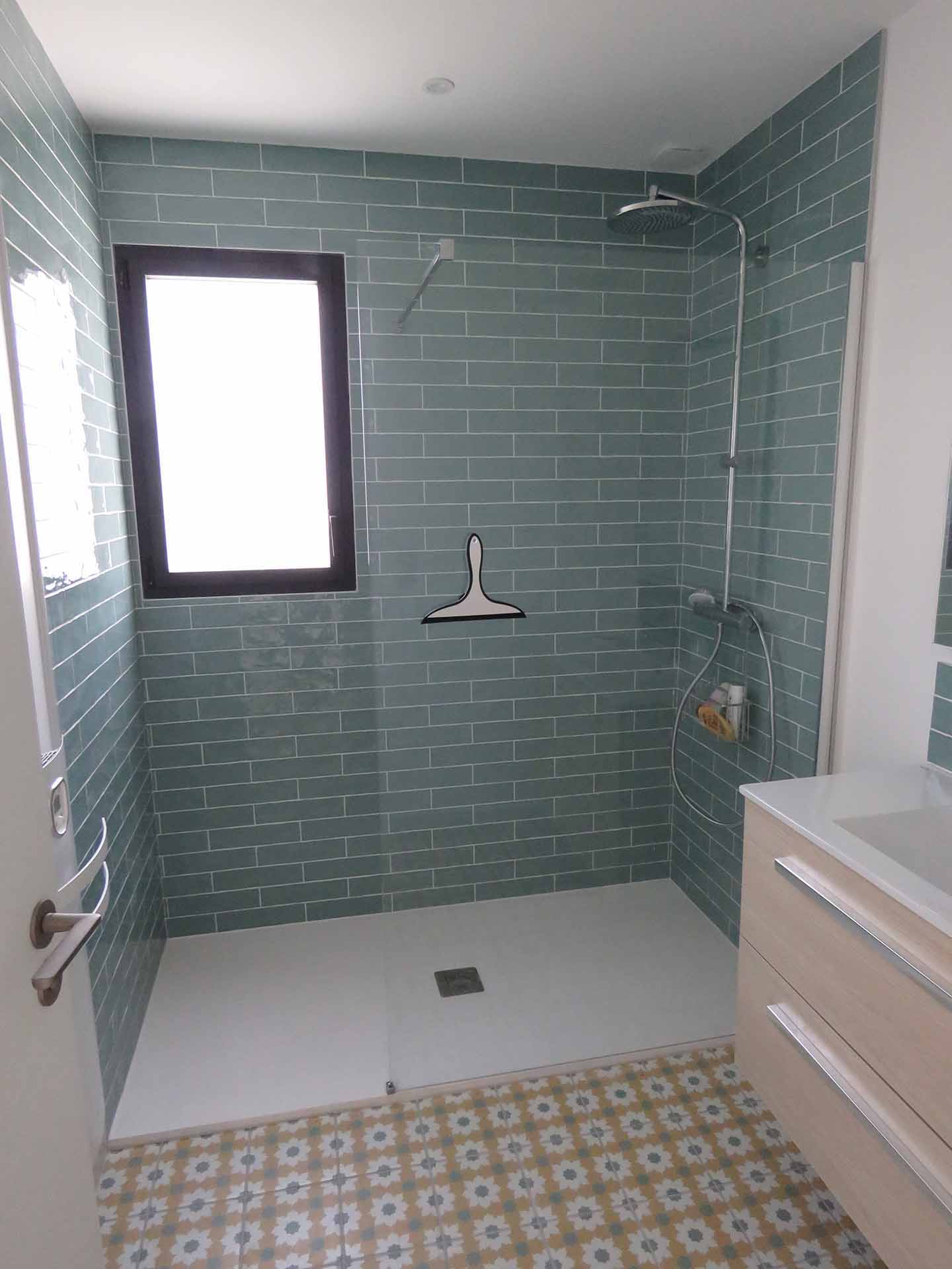 Démolition et reconstruction d’une annexe – Atelier et ses espaces à Saintes